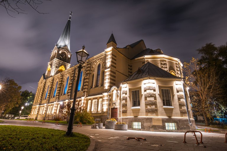  Евангелическо-лютеранский кафедральный собор святых Петра и Павла