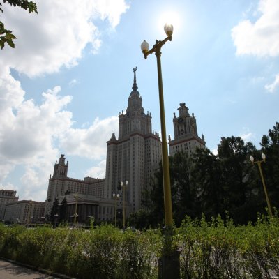 Главное здание МГУ имени М.В. Ломоносова
