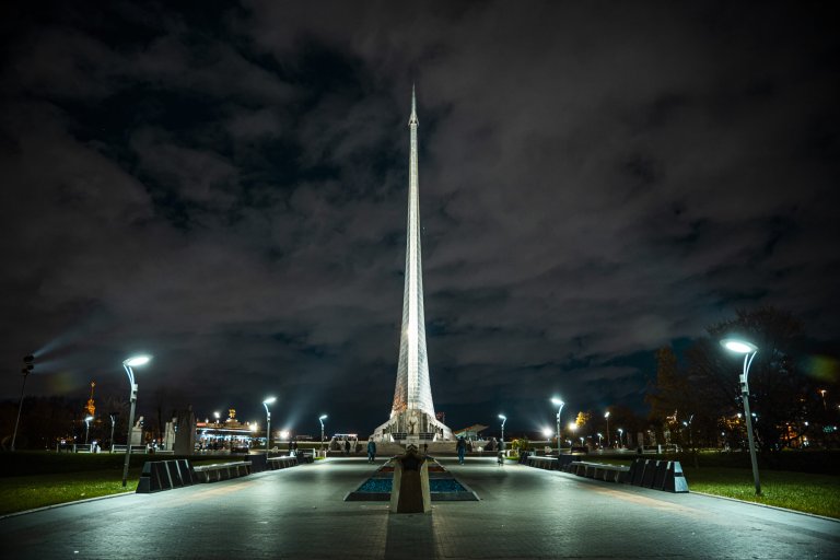  Покорители космоса